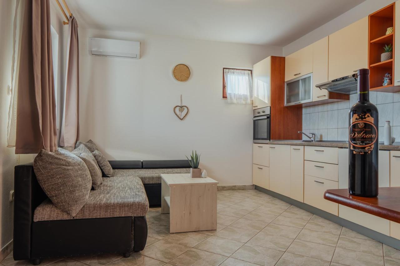 ורסי Apartmani Jaman מראה חיצוני תמונה