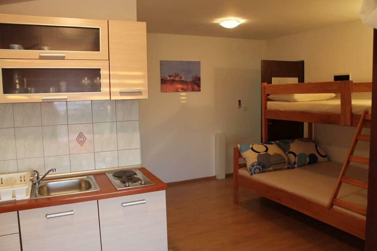 ורסי Apartmani Jaman מראה חיצוני תמונה